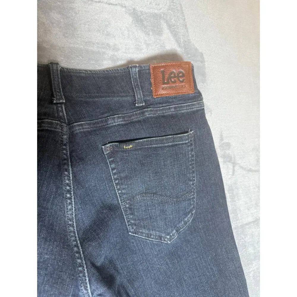 Lee Extreme Motion Athletic Fit Tapered Stretch Jeans 34/32 Men’s Dark Wash
